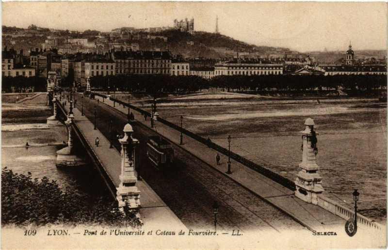 Carte postale ancienne Lyon Pont de l'Universite et Coteau de Fourviere à Lyon