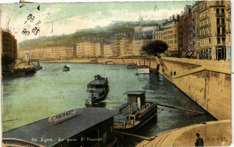 Carte postale ancienne Lyon Le Qaui Saint-Vicent à Lyon