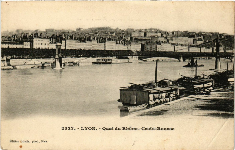 Carte postale ancienne Lyon Quai du Rhone Croix-Rousse à Lyon
