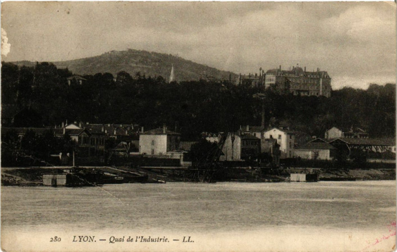Carte postale ancienne Lyon Quai de l'Industrie à Lyon