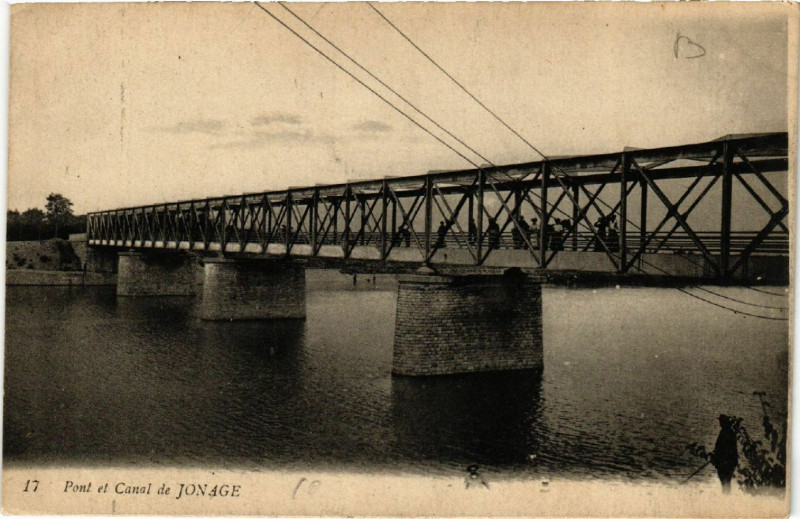Carte postale ancienne Env. de Lyon Jonnage Pont et Canal de Jonage à Lyon