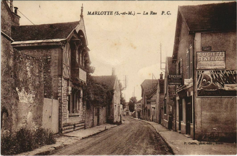 Carte postale ancienne Marlotte Le Rue