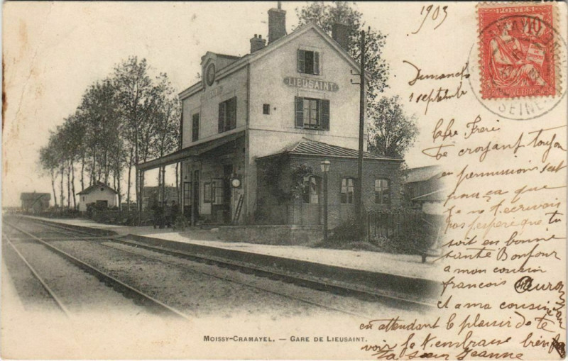 Carte postale ancienne Moissy-Cramayel Gare de Lieusaint à Lieusaint