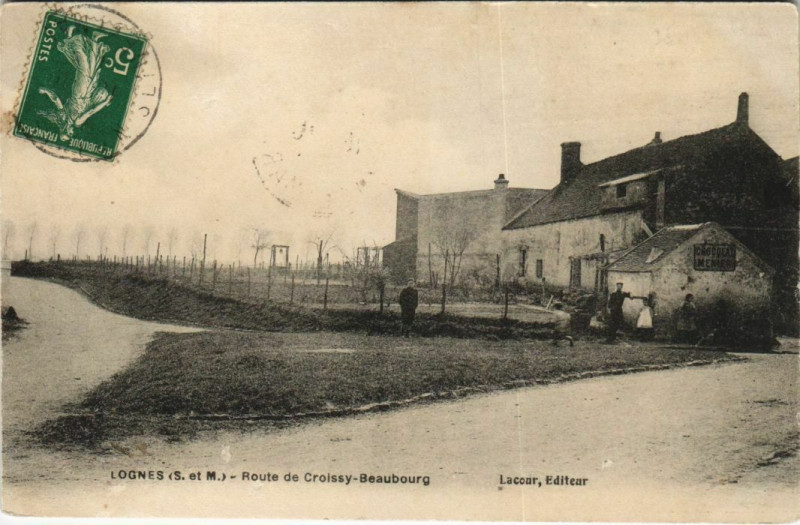 Carte postale ancienne Route de Croissy-Beaubourg à Lognes