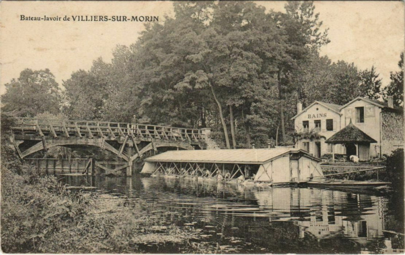 Carte postale ancienne Villiers-Sur-Morin Bateau-lavoir à Villiers-sur-Morin