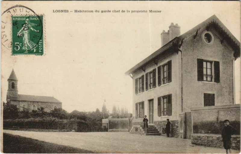 Carte postale ancienne Habitation du garde chef de la propriété Menier à Lognes
