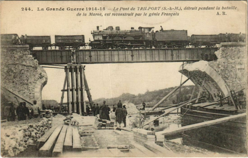 Carte postale ancienne Guerre Trilport Le Pont reconstruit par le Génie à Trilport