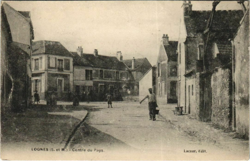 Carte postale ancienne Centre du Pays à Lognes
