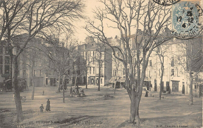 Carte postale ancienne Perpignan Place De L'Esplanade à Perpignan