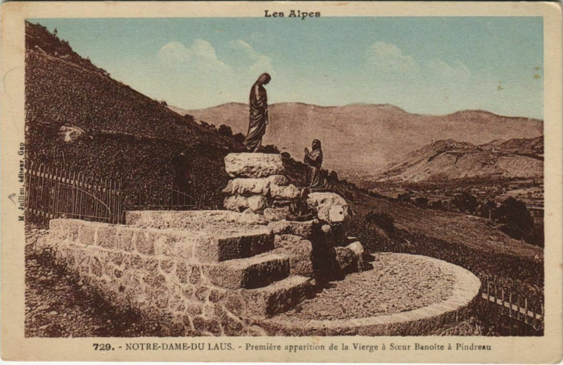 Carte postale ancienne Saint-Etienne-Le-Laus Notre-Dame du Laus