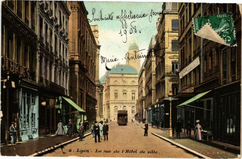 Carte postale ancienne Ed. Aqua 8 Lyon La rue de l'Hotel de Ville à Lyon