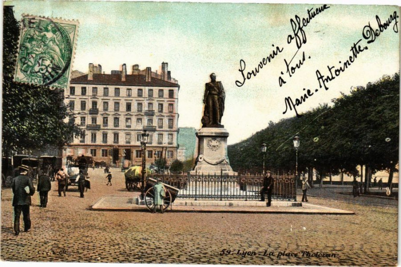 Carte postale ancienne Ed. Aqua 59 Lyon La Place Tholozan à Lyon