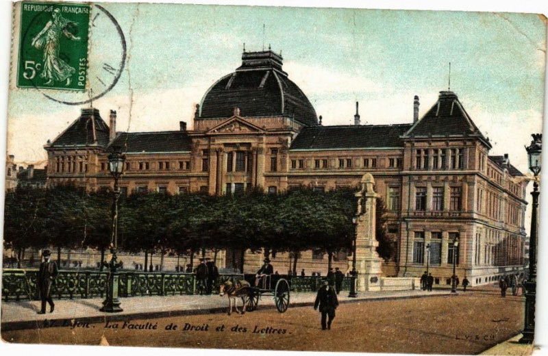 Carte postale ancienne Ed. Aqua 47 Lyon La Faculte de Droit et des Lettres à Lyon