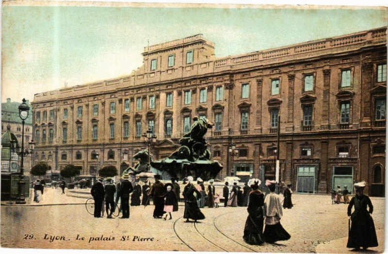Carte postale ancienne Ed. Aqua 29 Lyon Le Palais Saint-Pierre à Lyon