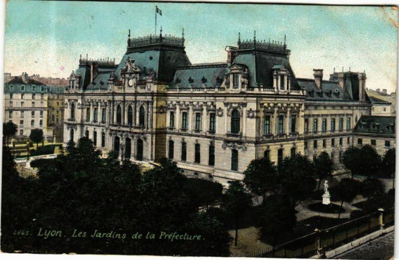 Carte postale ancienne Ed. Aqua 2645 Lyon Les Jardins de la Prefecture à Lyon