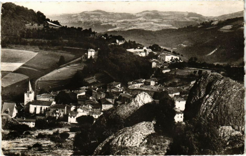 Carte postale ancienne Yzeron-Vue générale à Yzeron