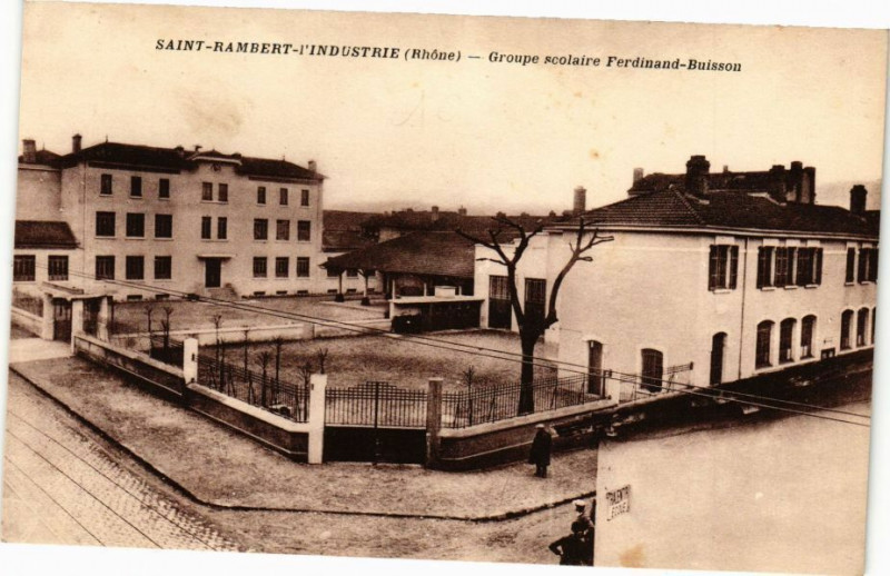 Carte postale ancienne Saint-Rambert l'Industrie-Groupe scolaire Ferdinand Buisson