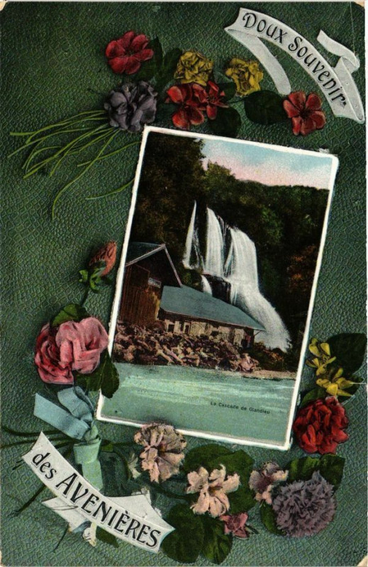 Carte postale ancienne Doux Souvenir des Avenieres