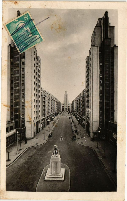 Carte postale ancienne Villeurbanne-Cite des Gratte Ciel-Vue d'ensemble sur les Tours à Villeurbanne