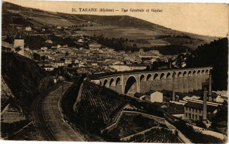Carte postale ancienne Tarare-Vue générale et Viaduc à Tarare