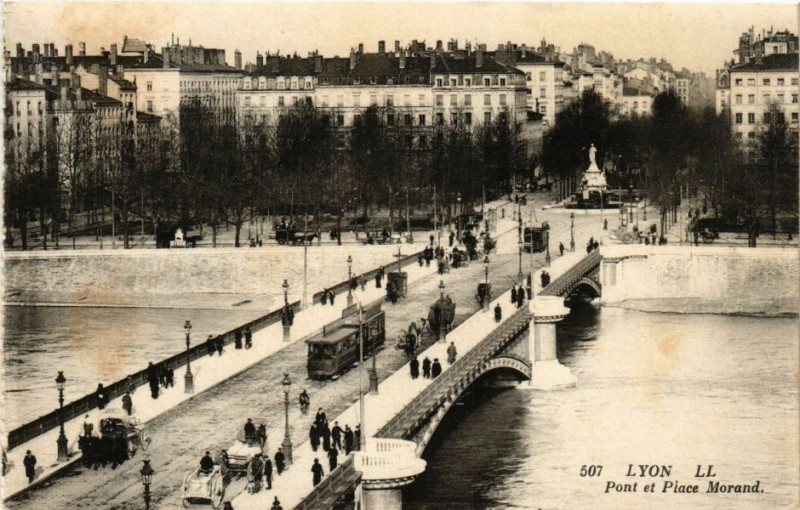 Carte postale ancienne Lyon-Pont et Place Morand à Lyon