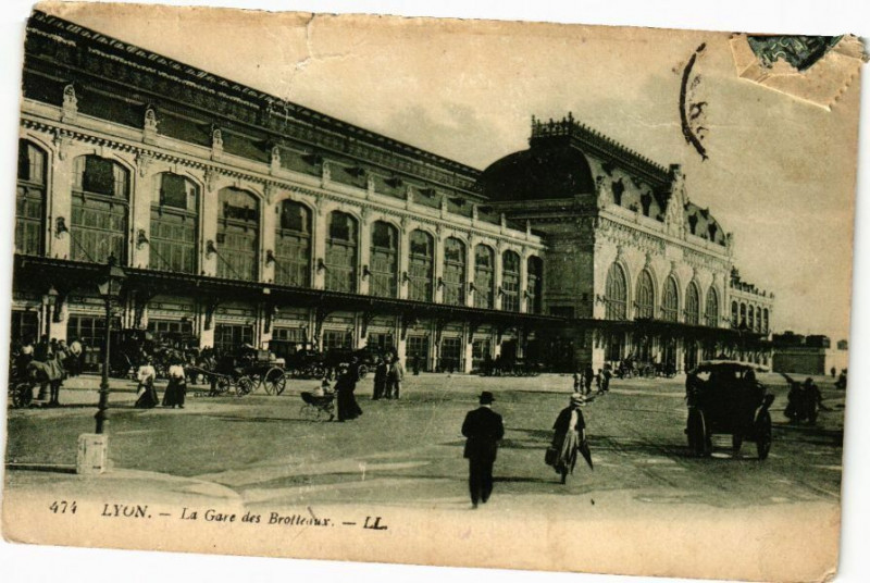 Carte postale ancienne Lyon-La Gare des Brotteaux à Lyon