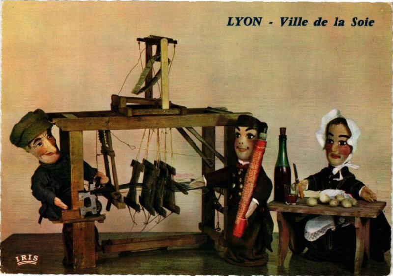 Carte postale ancienne Lyon-La Famille Canezou-Canuts de Lyon à Lyon