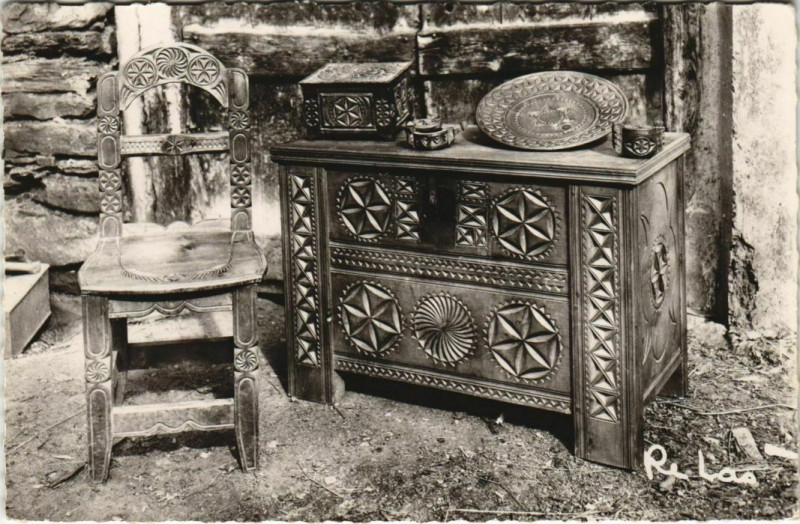 Carte postale ancienne Sculptures du Queyras