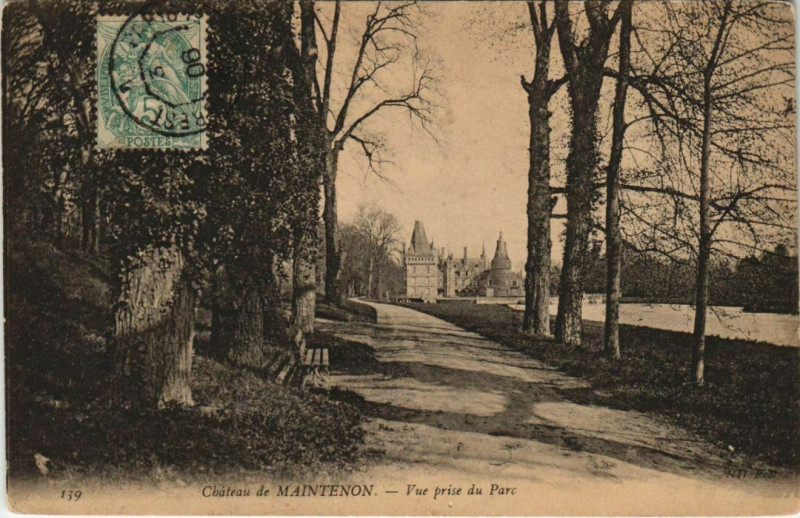 Carte postale ancienne Maintenon Le Chateau France à Maintenon
