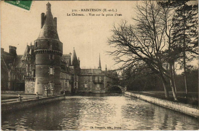 Carte postale ancienne Maintenon Le Chateau France à Maintenon