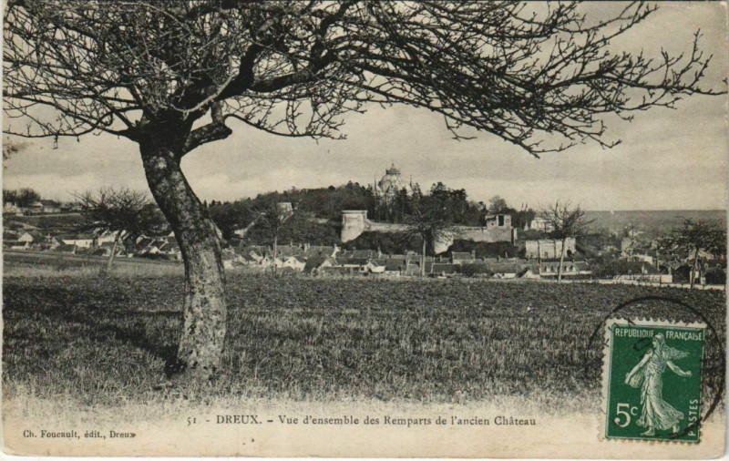 Carte postale ancienne Dreux vue d'ensemble France à Dreux