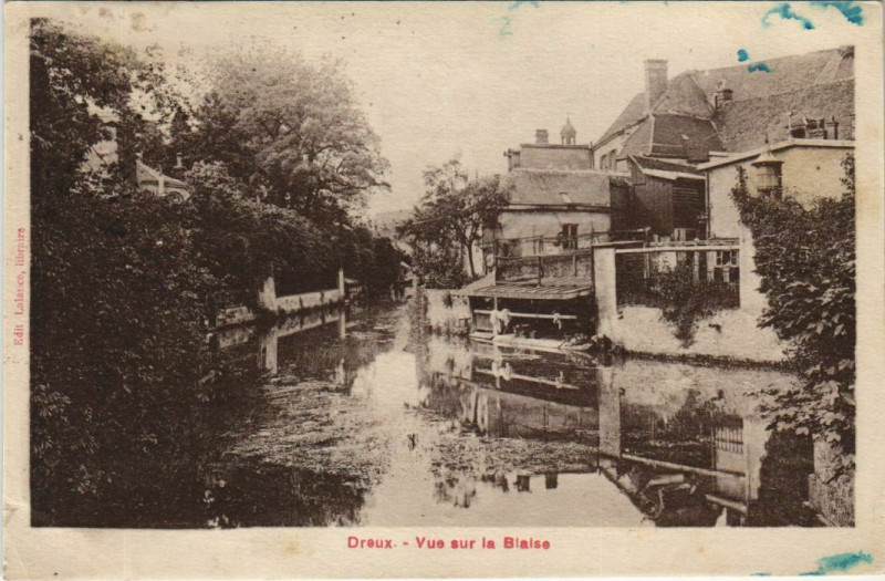 Carte postale ancienne Dreux vue sur la Blaise France à Dreux