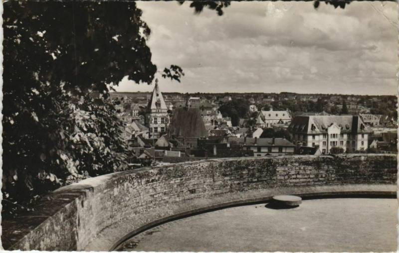 Carte postale ancienne Dreux vue panoramique France à Dreux
