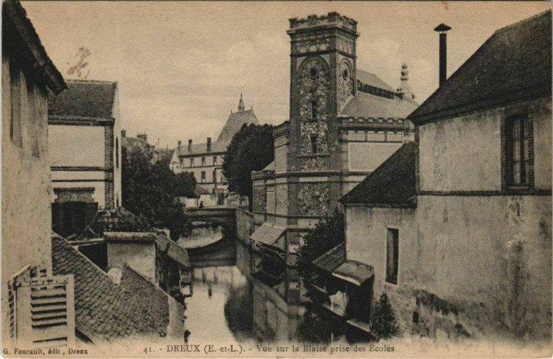 Carte postale ancienne Dreux vue sur la Blaise France à Dreux