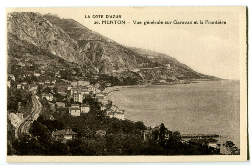 Carte postale ancienne Alpes-Maritimes Menton Vue générale sur Garavan et la Frontière à Menton