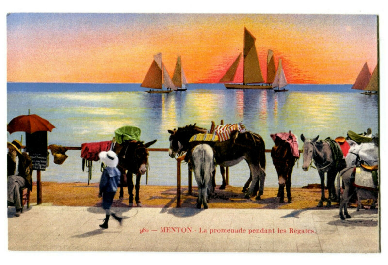 Carte postale ancienne Alpes-Maritimes Menton La Promenade pendant les Régates animé à Menton