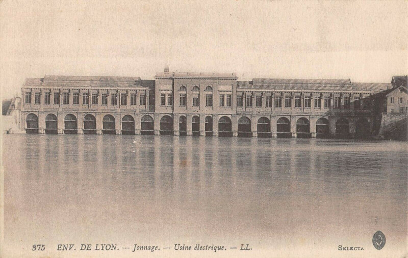 Carte postale ancienne Jonage Usine Electrique à Jonage