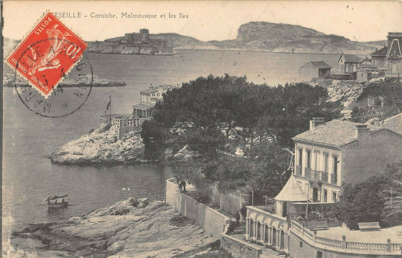Carte postale ancienne Marseille Corniche Malmousque Et Les Iles à Marseille