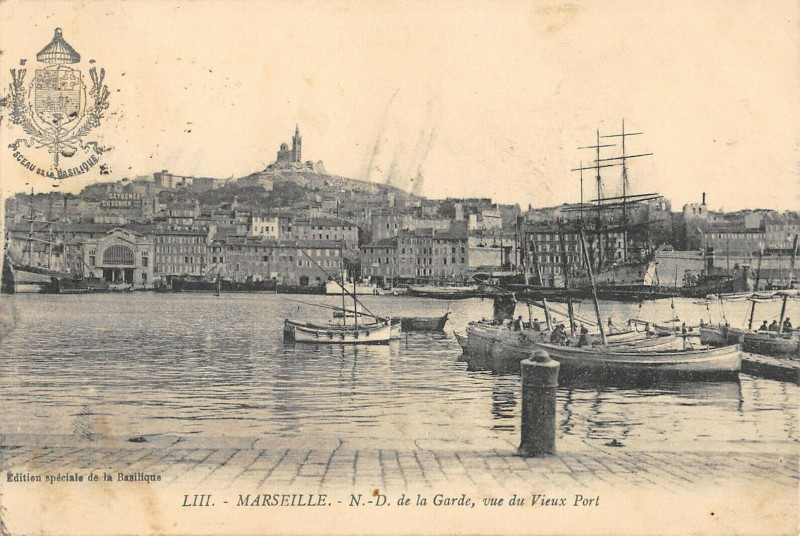 Carte postale ancienne Marseille N.d.de La Garde Vue Du Vieux Port à Marseille