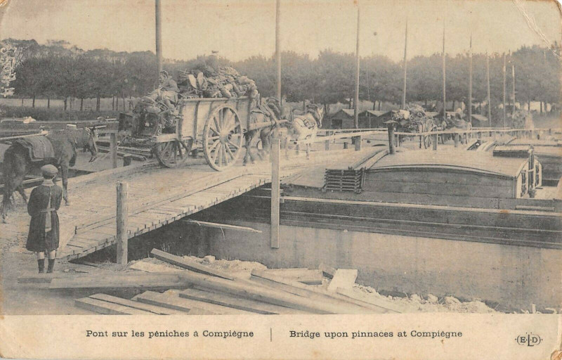 Carte postale ancienne Pont Sur Les Peniches A Compiegne