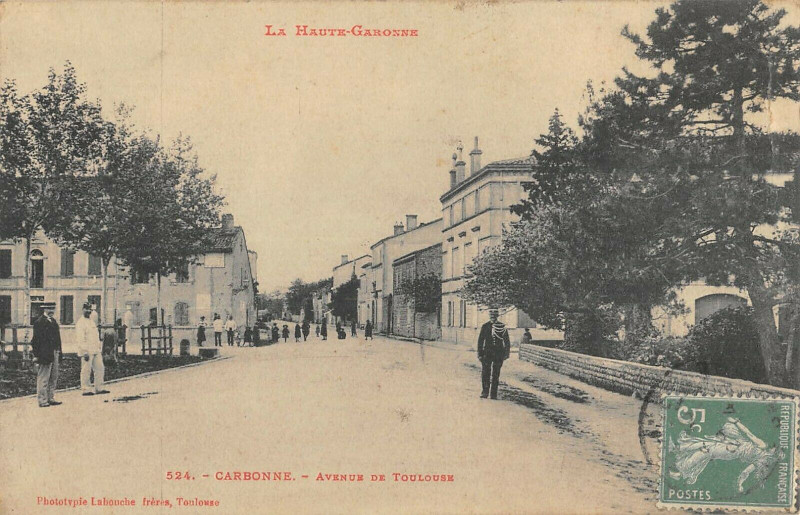 Carte postale ancienne Carbonne Avenue De Toulouse à Arbon