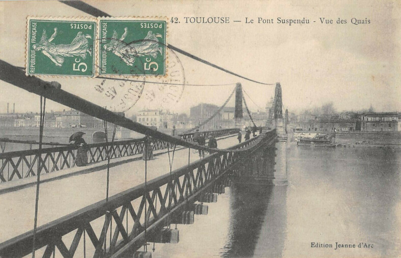 Carte postale ancienne Toulouse Le Pont Suspendu Vue Des Quais à Toulouse