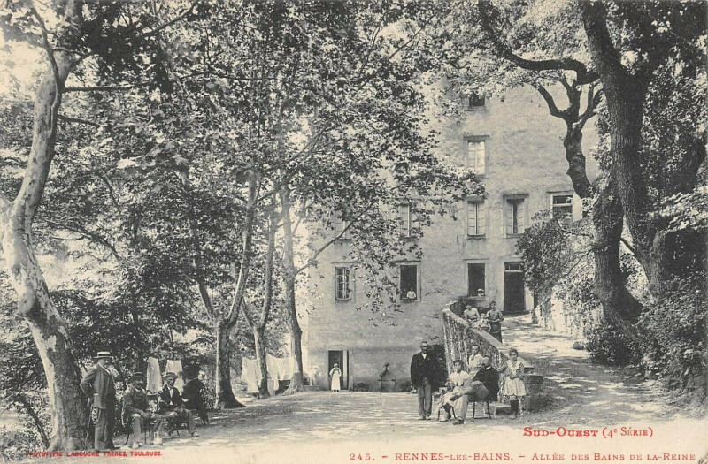 Carte postale ancienne Rennes Les Bains Allee Des Bains De La Reine à Rennes-les-Bains