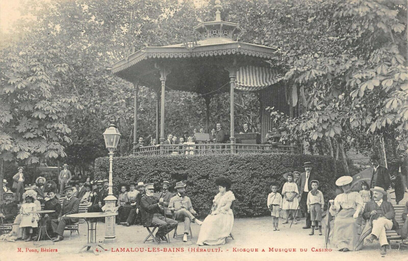 Carte postale ancienne Lamalou Les Bains Kiosque A Musique Du Casino à Lamalou-les-Bains