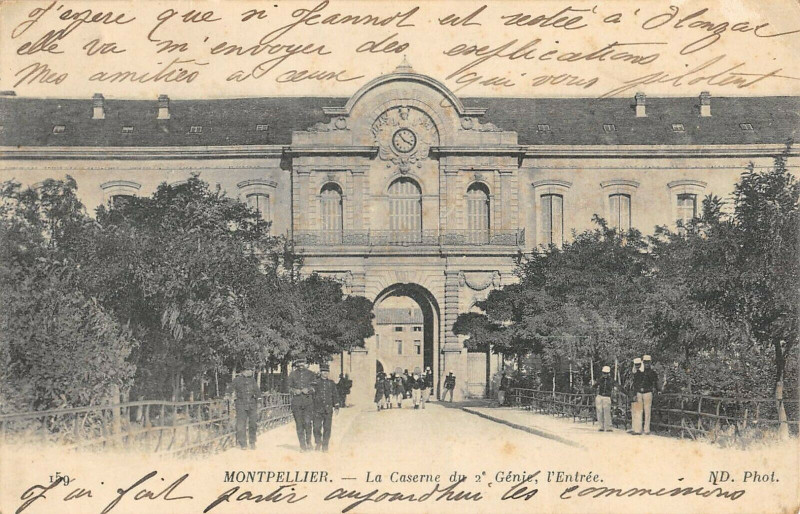 Carte postale ancienne Montpellier La Caserne Du 2e Genie Entree à Montpellier