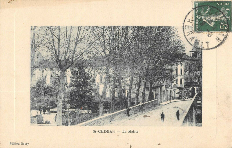 Carte postale ancienne Saint Chinian La Mairie à Saint-Chinian