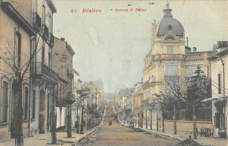 Carte postale ancienne Beziers Avenue Saint Saens