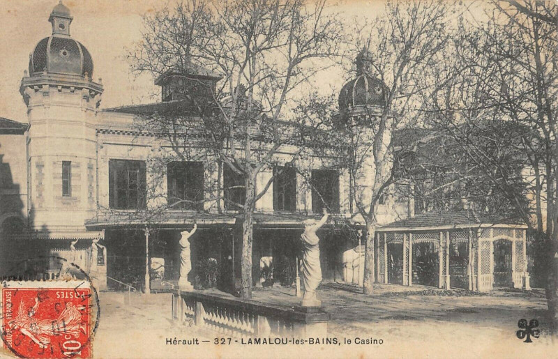 Carte postale ancienne Lamalou Les Bains Le Casino à Lamalou-les-Bains