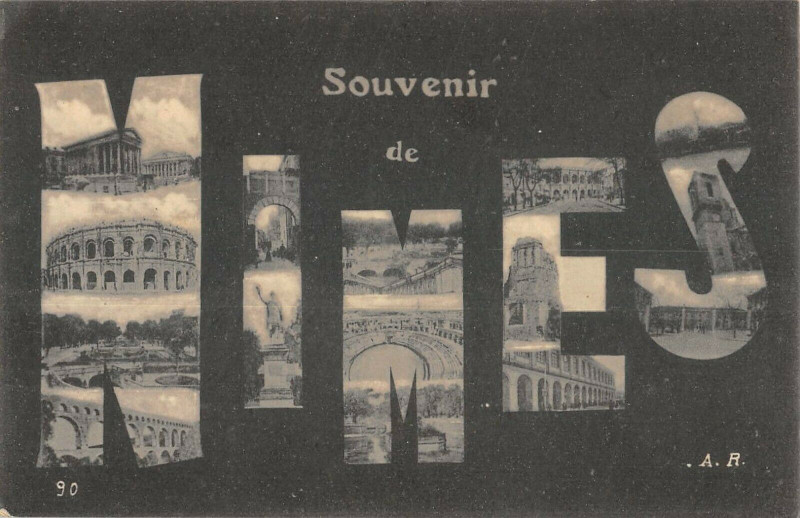 Carte postale ancienne Souvenir De Nimes
