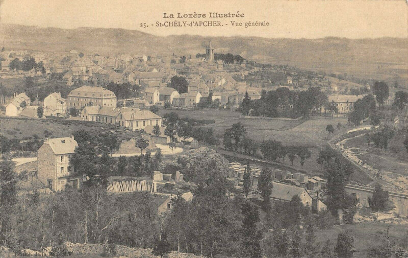 Carte postale ancienne Saint Chely D'Apcher Vue Generale